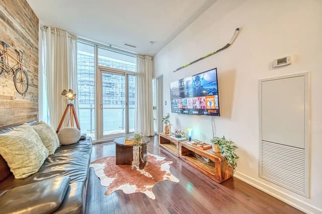 SkyTree Modern Suites-Grand Condo-18