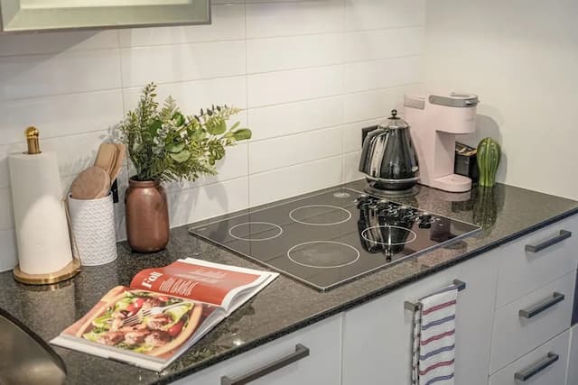 SkyTree Modern Suites-Grand Condo-10