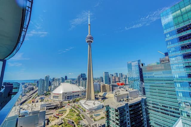 SkyTree Modern Suites-Grand Condo-19