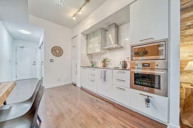 SkyTree Modern Suites-Grand Condo-20