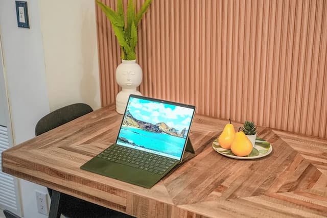 SkyTree Modern Suites-Grand Condo-21