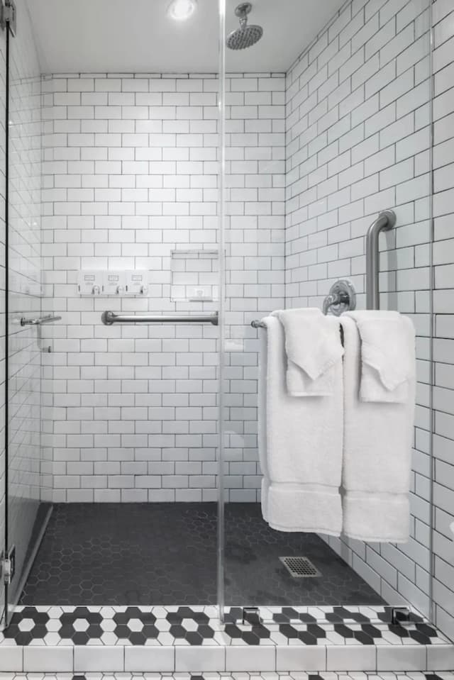 好萊塢飯店-豪華客房, 1 張加大雙人床, 冰箱和微波爐, 城市景觀-6