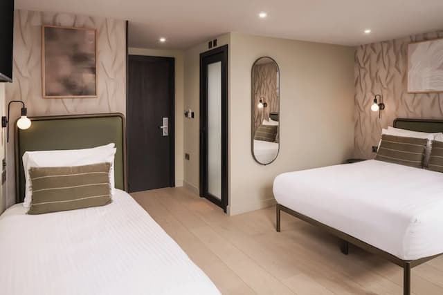 Central Park Hotel-三人房-1