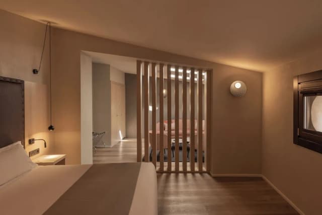 Gran Hotel Barcino-Suite 1-5