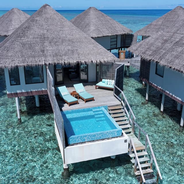 馬爾地夫維拉莎魯飯店-Water Bungalow with Pool-6