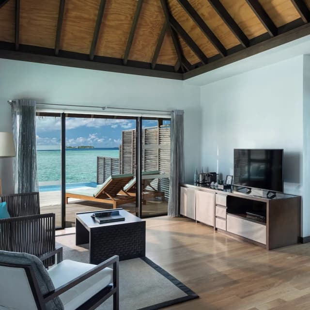 馬爾地夫維拉莎魯飯店-Water Bungalow with Pool-4