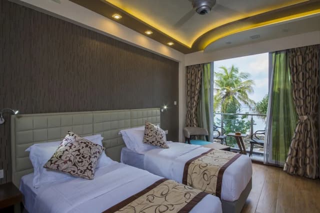Vista Beach Retreat-Deluxe Double Room-4