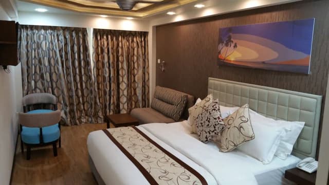 Vista Beach Retreat-Deluxe Double Room, Sea View-3