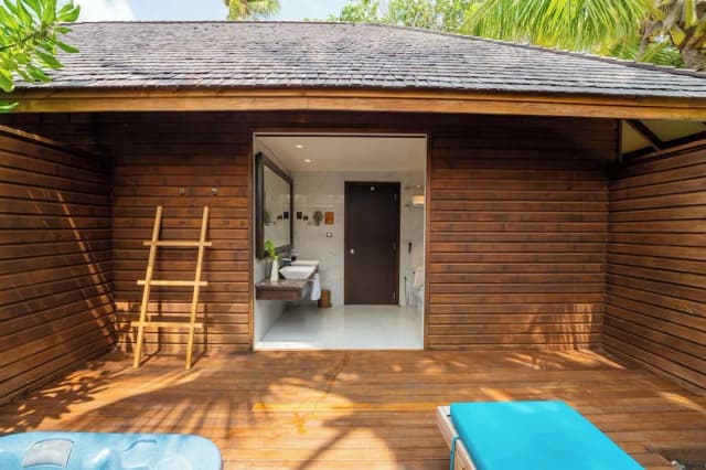 벨리건두 몰디브 리조트 아일랜드-Sunset Jacuzzi Beach Villa-12