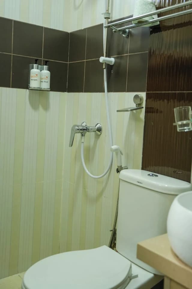 Ripple Beach Inn-Deluxe Room with Balcony-24