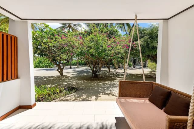 Sheraton Maldives Full Moon Resort & Spa-Island, Deluxe Room, 1 King Bed-12
