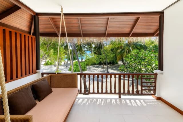 Sheraton Maldives Full Moon Resort & Spa-Island, Deluxe Room, 1 King Bed-5