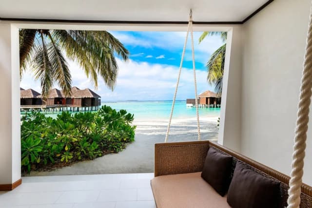 Sheraton Maldives Full Moon Resort & Spa-Deluxe Room, 1 King Bed, Beach View-4