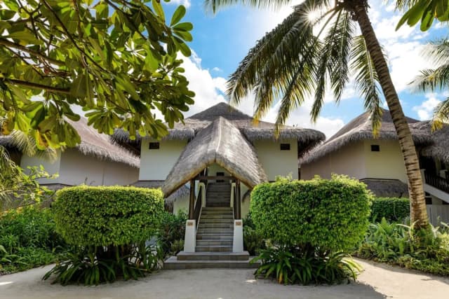 Sheraton Maldives Full Moon Resort & Spa-Deluxe Room, 2 Double Beds, Beach View-5