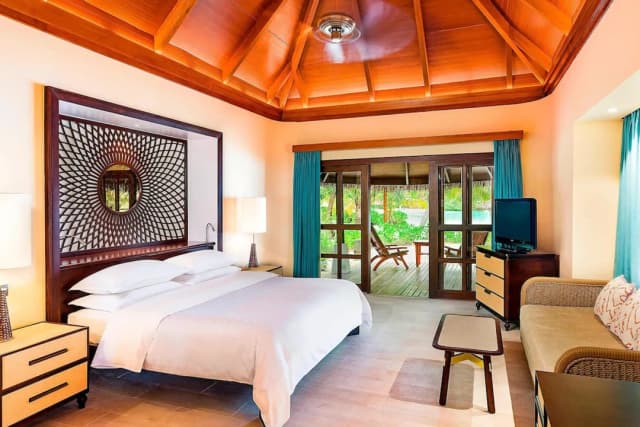Sheraton Maldives Full Moon Resort & Spa-Cottage, 1 King Bed, Beach View-4