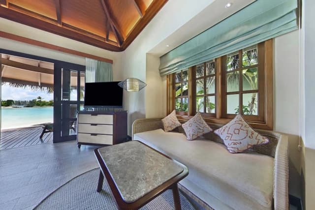 Sheraton Maldives Full Moon Resort & Spa-Cottage, 1 King Bed, Beach View-3