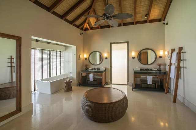 ザ レジデンス モルディブズ アット ディグラ-ヴィラ 2 ベッドルーム (Sunrise 2BR Water Pool Villa)-6