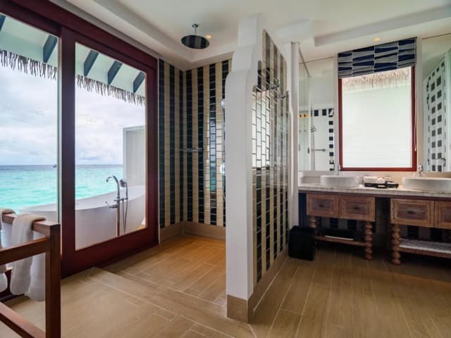 사이 라군 몰디브, 쿠리오 컬렉션 바이 힐튼-King Overwater Villa-6