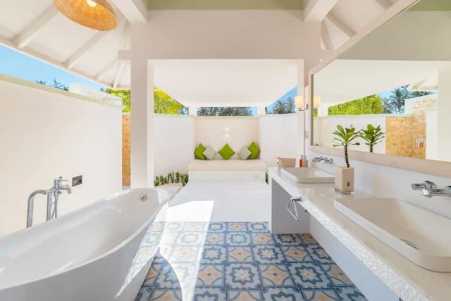 歐芙菲莉島太陽西昂度假村-Grand Beach Villa With Pool-8