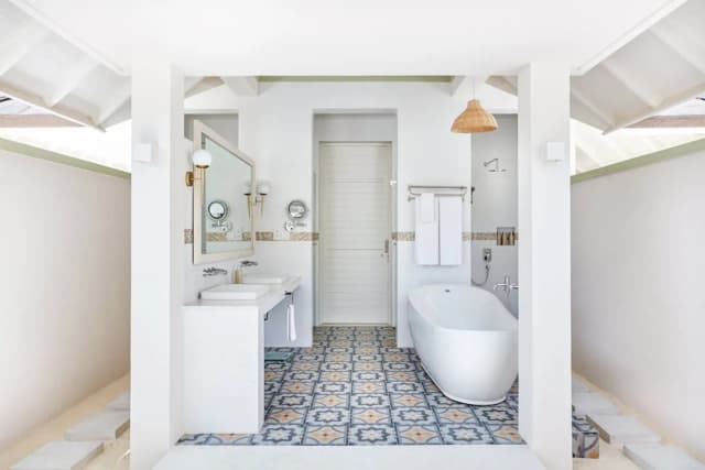 歐芙菲莉島太陽西昂度假村-Grand Beach Villa With Pool-10