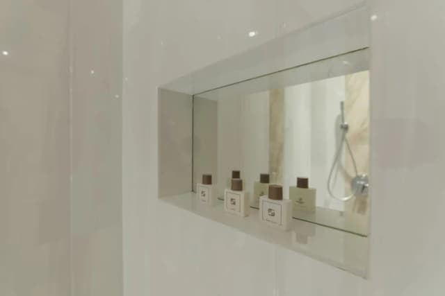 사만 호스트-Executive Suite-Balcony View with Free Return Airport Transfer-6