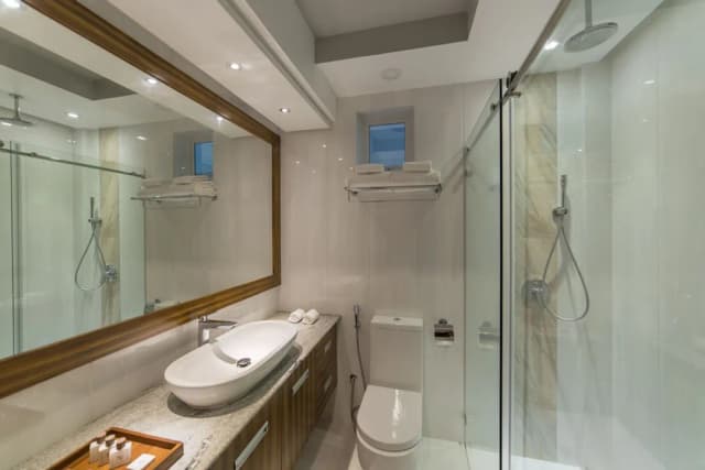 사만 호스트-Executive Suite-Balcony View with Free Return Airport Transfer-5