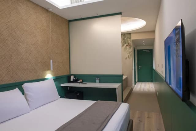 스마트 호텔 나폴리-룸, 더블침대 1개, 분사식 욕조-12