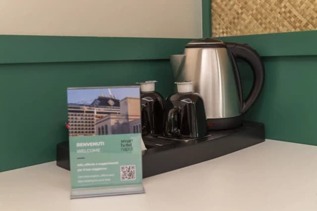 스마트 호텔 나폴리-룸, 더블침대 1개, 분사식 욕조-5