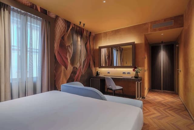 WorldHotel Casati 18-Deluxe Room, 1 King Bed (Executive)-3