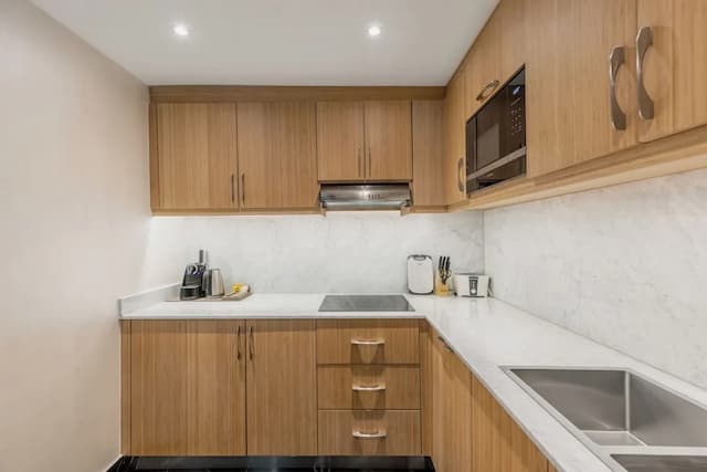 杜拜索菲特酒店-奢華開放式客房-5