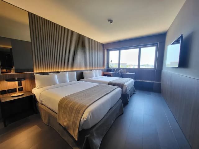 바르셀로나 에어포트 호텔-Deluxe Double Room with Two Double Beds-2