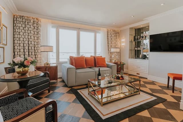 Wellington Hotel & Spa Madrid-Junior Suite Deluxe Skyline "The Wellington Club" Access-4