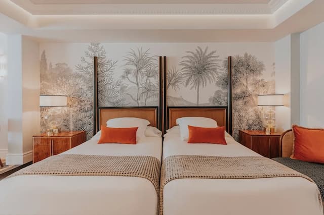 Wellington Hotel & Spa Madrid-Junior Suite Deluxe Skyline "The Wellington Club" Access-2