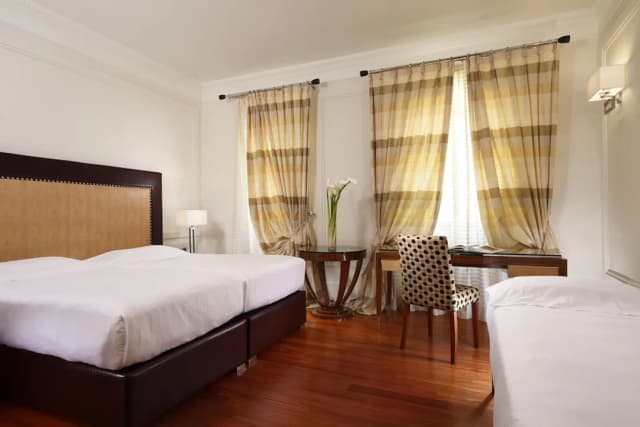 羅馬烏納飯店-高級雙人房 (2 Adults + 1 Child)-4