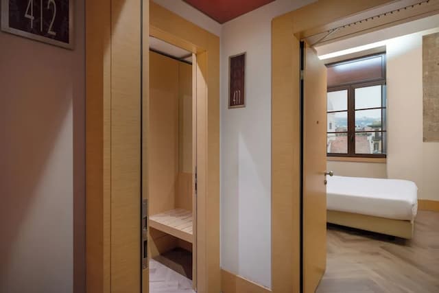 拿坡里UNA飯店-套房 (Double)-8