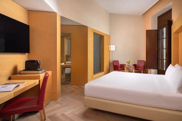 UNA 호텔 나폴리-이그제큐티브 더블룸-7