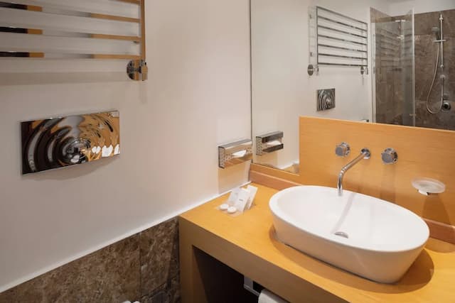 拿坡里UNA飯店-行政雙人房-3