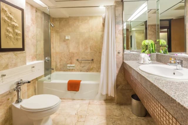 Asia Hotel Bangkok-Asia Suite-8