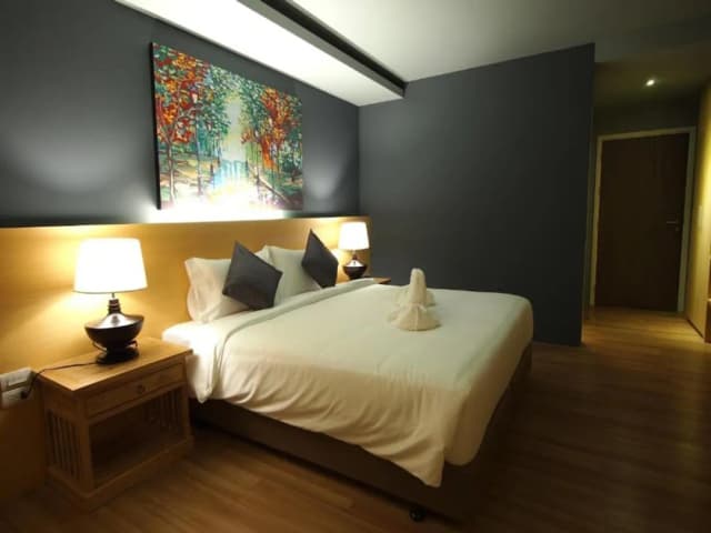 르 나뷰 @프라싱-Deluxe King Bed-4