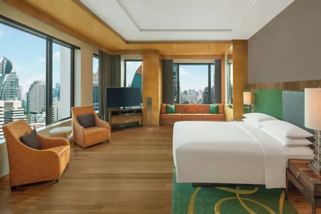 Renaissance Bangkok Ratchaprasong Hotel by Marriott-Junior Studio Suite, 1 King Bed, Non Smoking-2