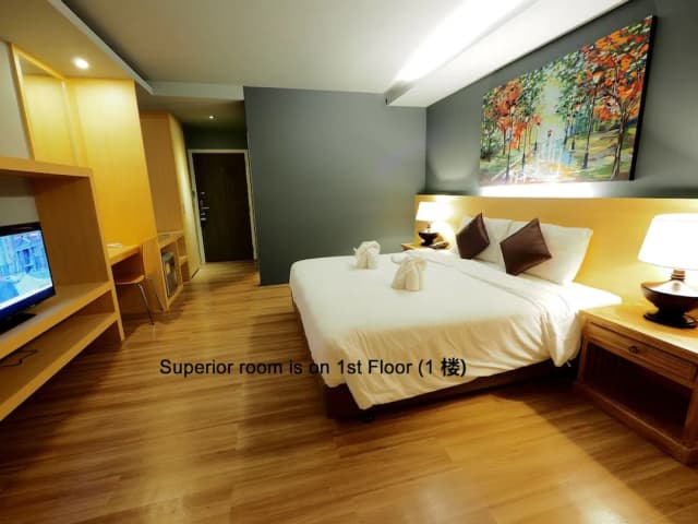 르 나뷰 @프라싱-Superior King - First Floor-1