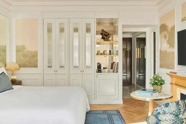 더 팰리스, 어 럭셔리 컬렉션 호텔, 마드리드-Grand Premium Neptuno View Room with 1 King Bed-5