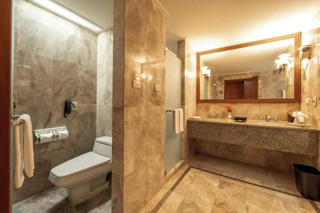 センチュリー・パーク・ホテル-Family Executive Suite, 2 Bedrooms-15