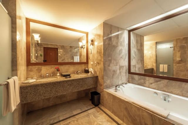 センチュリー・パーク・ホテル-Family Executive Suite, 2 Bedrooms-13