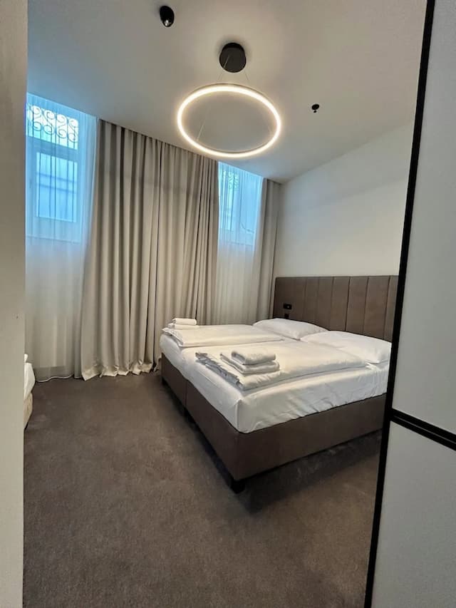 ザ ゴールド バンク-エコノミー トリプルルーム-1