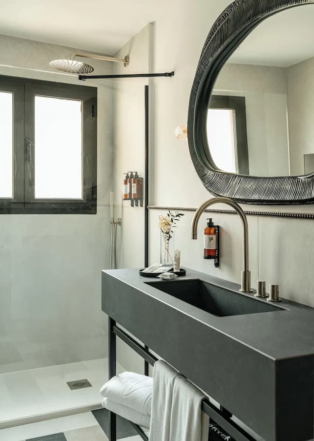 Hotel Vincci Soho-Deluxe Room-9