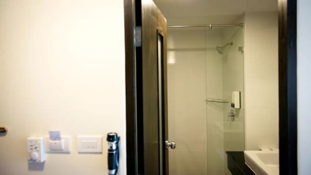 曼谷野餐飯店-高級雙人房-12