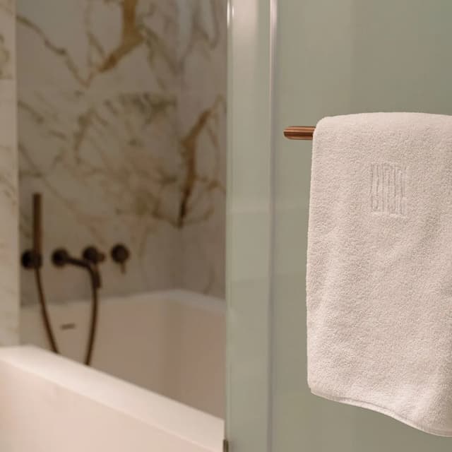 UMusic Hotel Madrid-Deluxe Room, Courtyard View-4