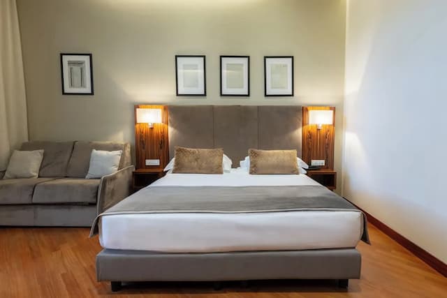 ホテル エンバシー-デラックス ルーム-2