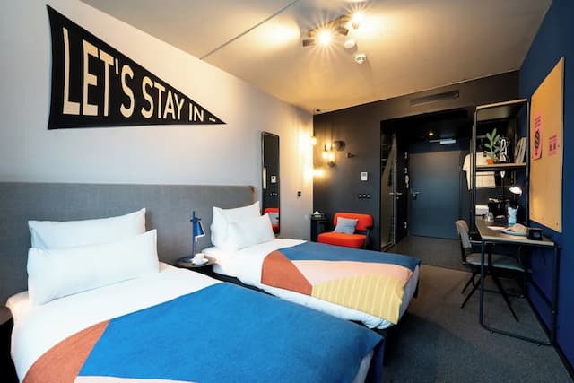 維也納社交中心飯店-標準雙床房-1